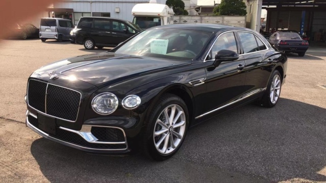 0T 五座 豪华内饰令人叹为观止电子pg2025款宾利飞驰 4(图5)